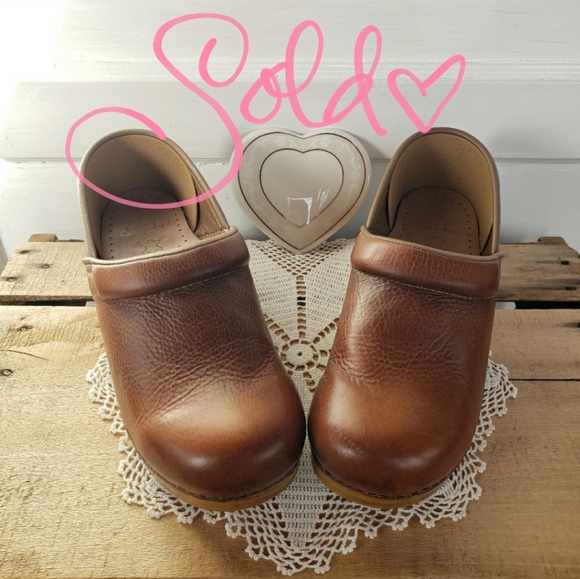 Dansko Shoes - **SOLd*thankyou🌾Cognac Honey Clogs•Dansko Burnished Tan•Professional Heritage•